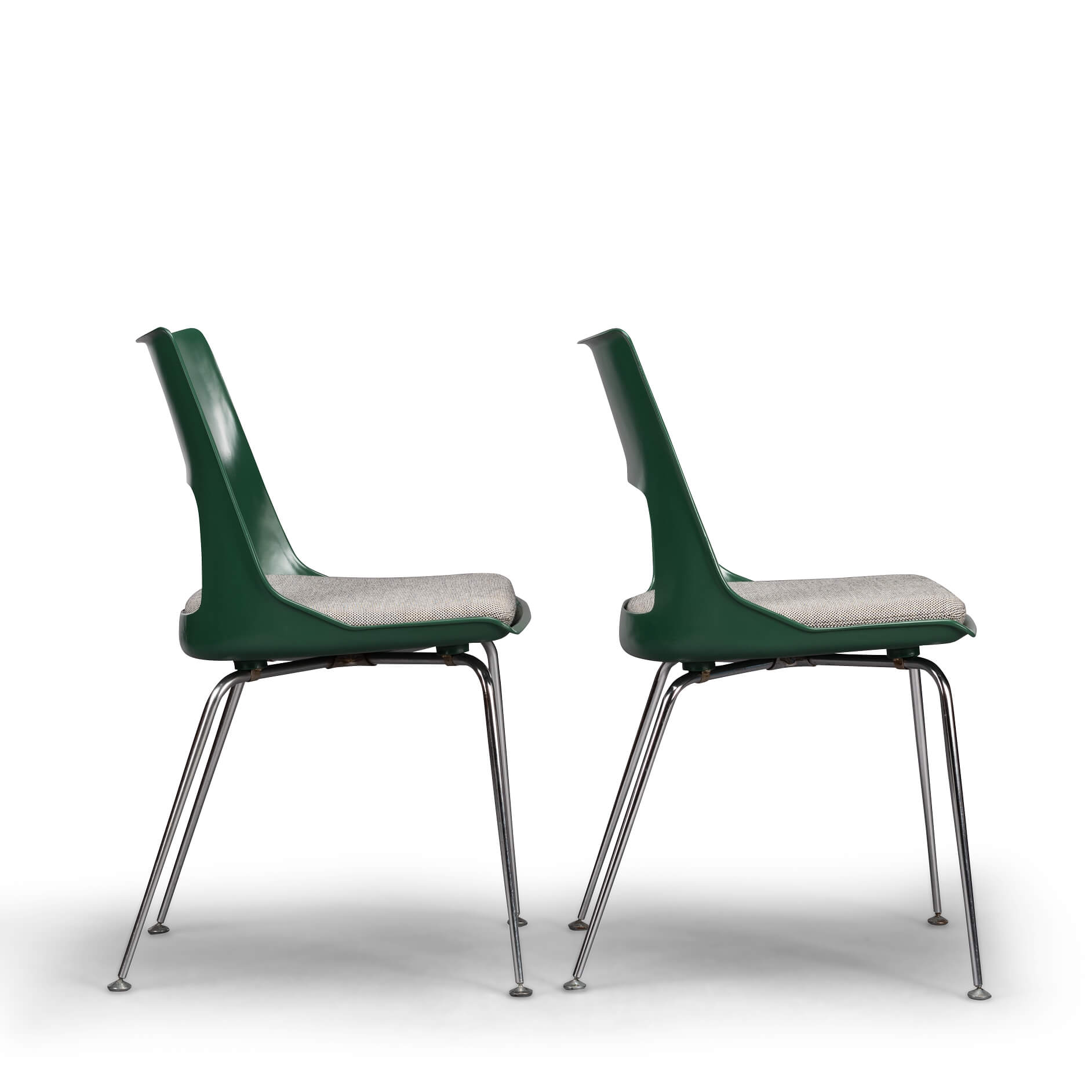 2 groene stoelen